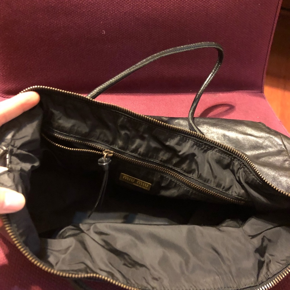 Miu Miu Black Leather Shoulder Bag - Picture 5 of 7